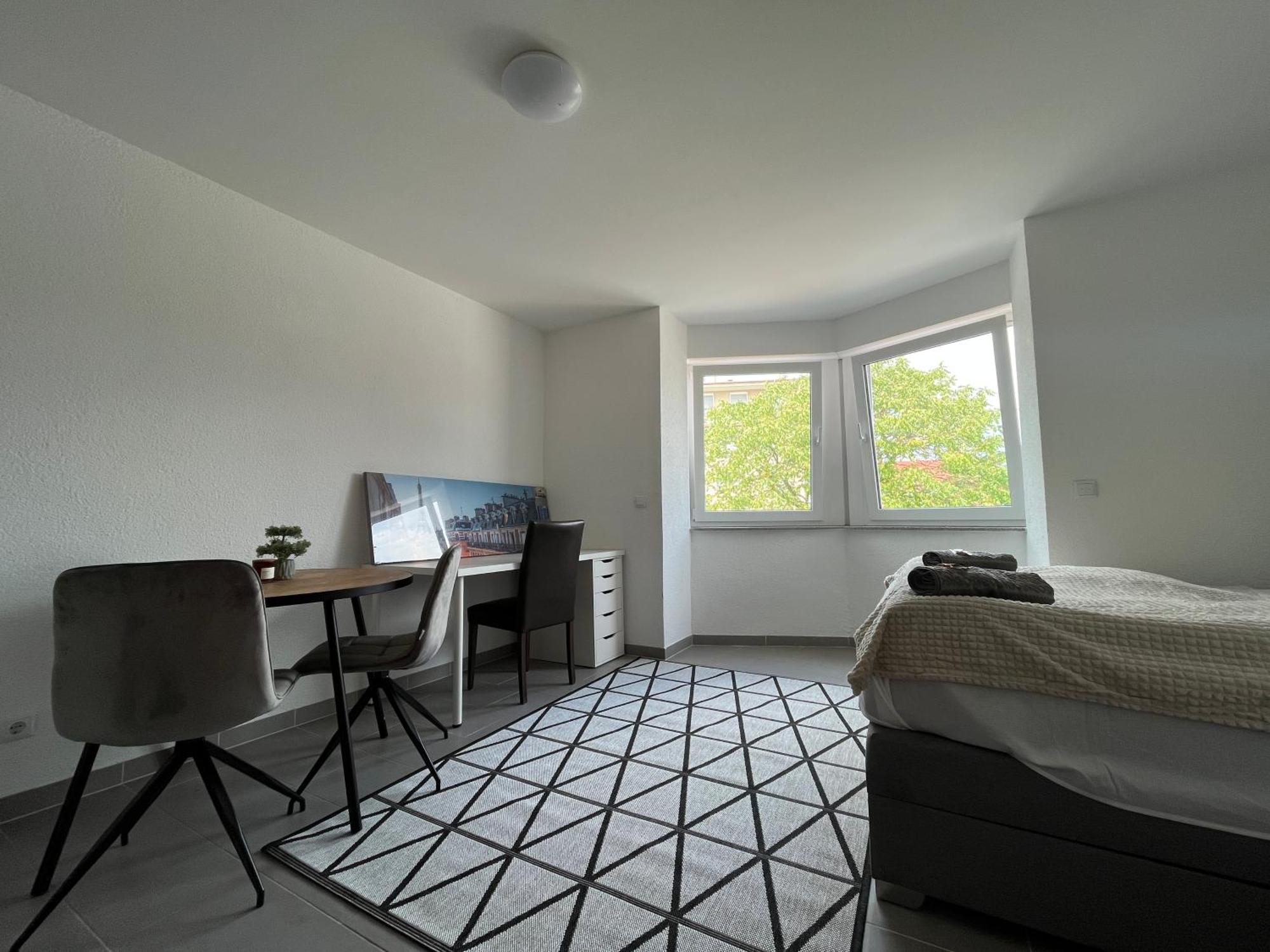 Simplex Apartments Am Europaplatz Karlsruhe Pokoj fotografie