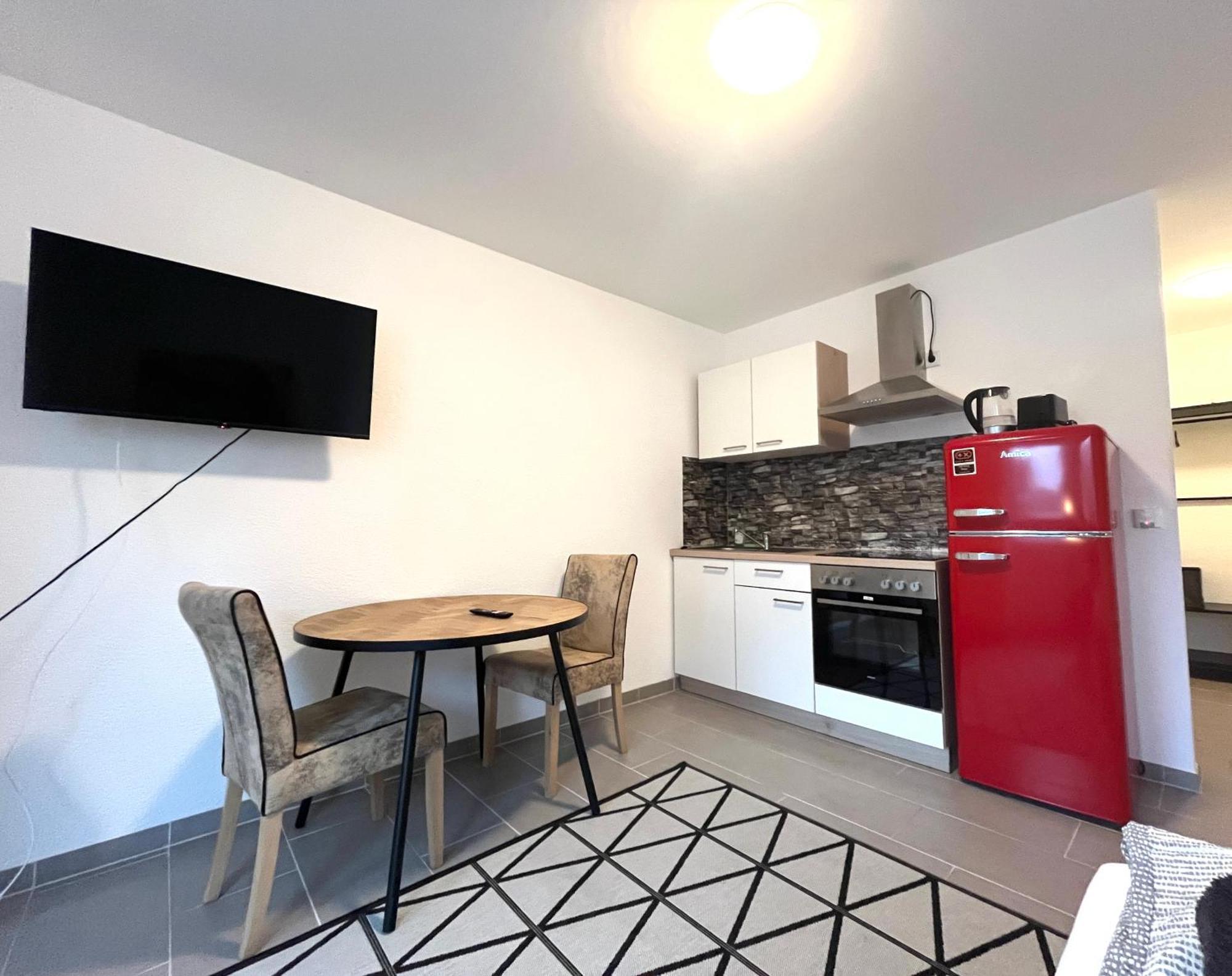 Simplex Apartments Am Europaplatz Karlsruhe Pokoj fotografie