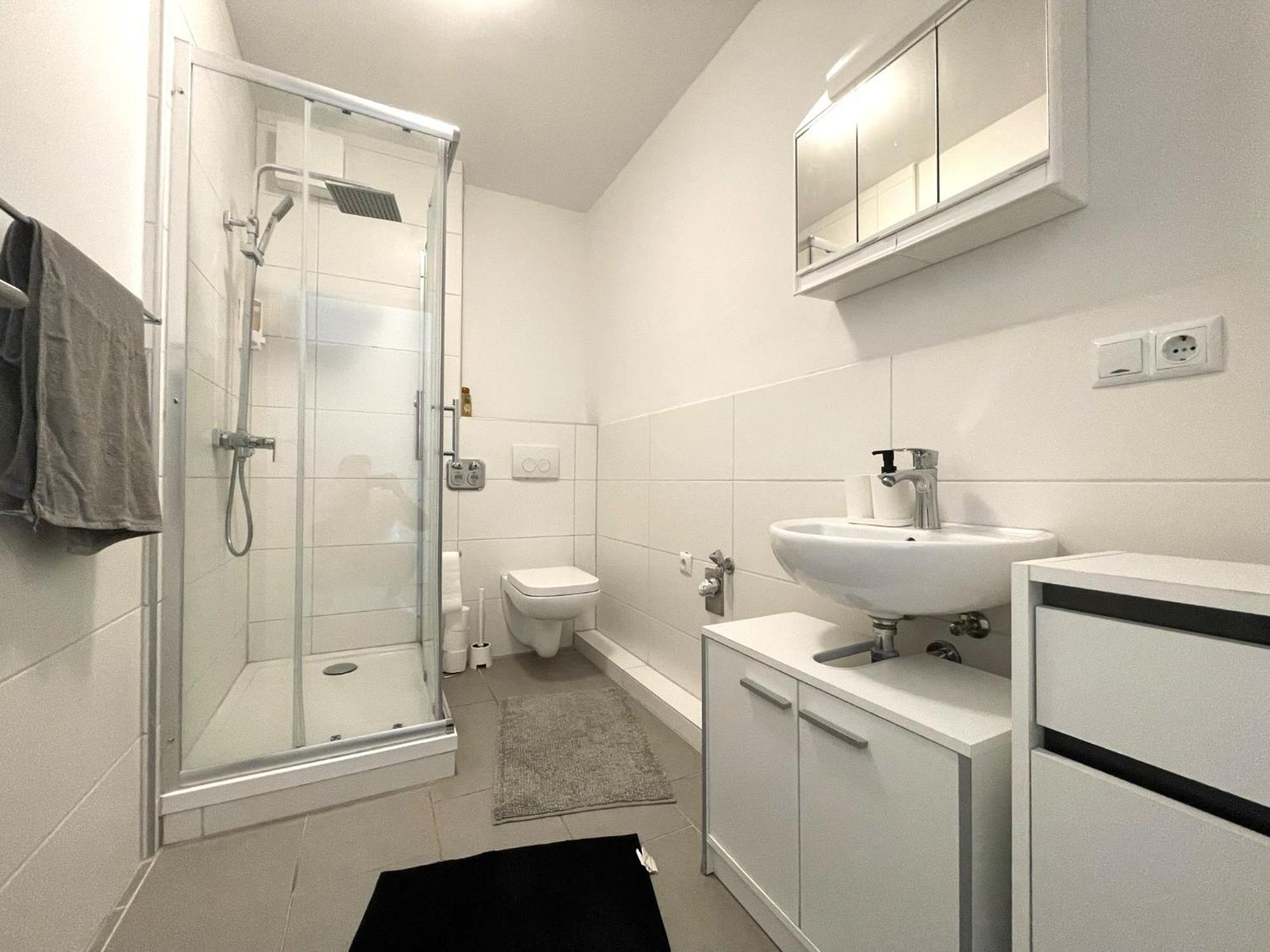 Simplex Apartments Am Europaplatz Karlsruhe Pokoj fotografie